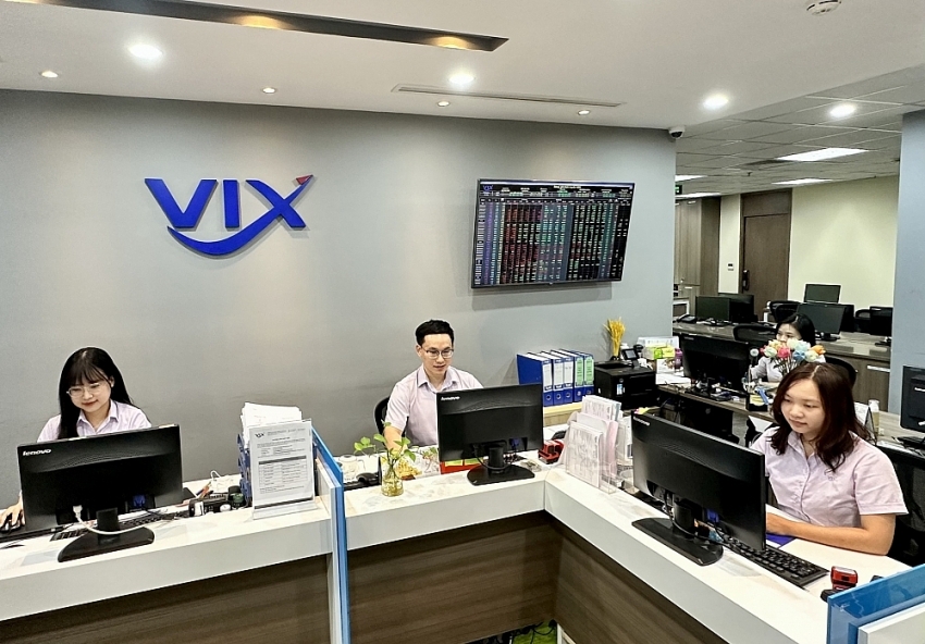 Chứng khoán VIX “ế” 80 triệu cổ phiếu chào bán cho cổ đông.