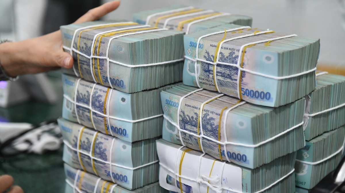 Dự báo nhu cầu vay vốn trong những tháng cuối năm tăng, các ngân hàng đẩy mạnh phát hành trái phiếu trong thời gian tới.