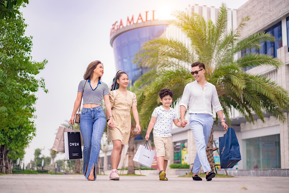 Các tiện ích mua sắm, vui chơi giải trí sôi động đã có mặt trong đại đô thị.