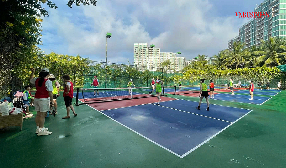 Bộ môn pickleball đang là một “trào lưu” thể thao được mọi lứa tuổi ưa chuộng tại Việt Nam.