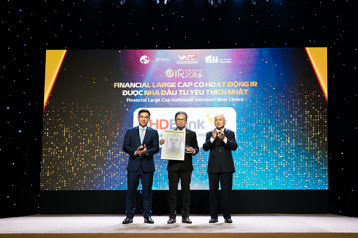 Theo kết quả công bố tại IR Awards 2024 do Vietstock, Hiệp hội Các nhà Quản trị Tài chính Việt Nam &lpar;VAFE&rpar; và Tạp chí Fili đồng tổ chức, HDBank là doanh nghiệp niêm yết được nhà đầu tư yêu thích nhất.