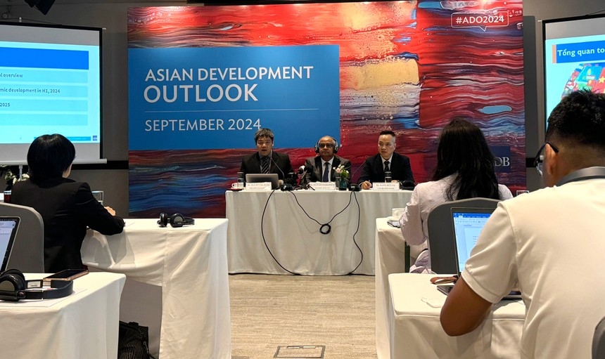 Họp báo công bố báo cáo Triển vọng Phát triển châu Á của ADB sáng 25/9