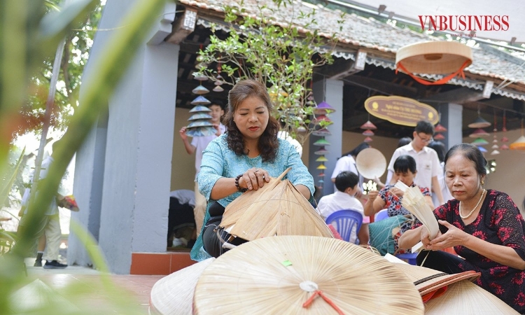 Mùa vàng du lịch Hà Nội