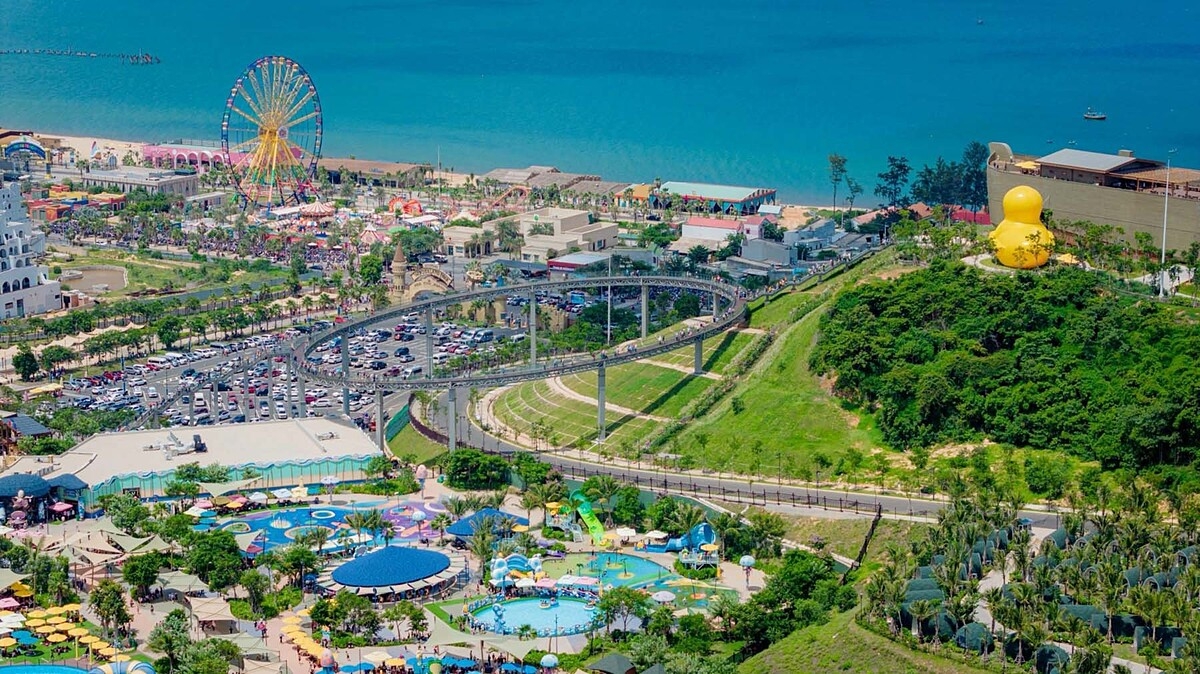 Dự án bất động sản nghỉ dưỡng NovaWorld Phan Thiet đã thu hút hơn 2 triệu lượt khách trong chuỗi sự kiện Summer Fest &lpar;tháng 6 - tháng 8/2024&rpar;.