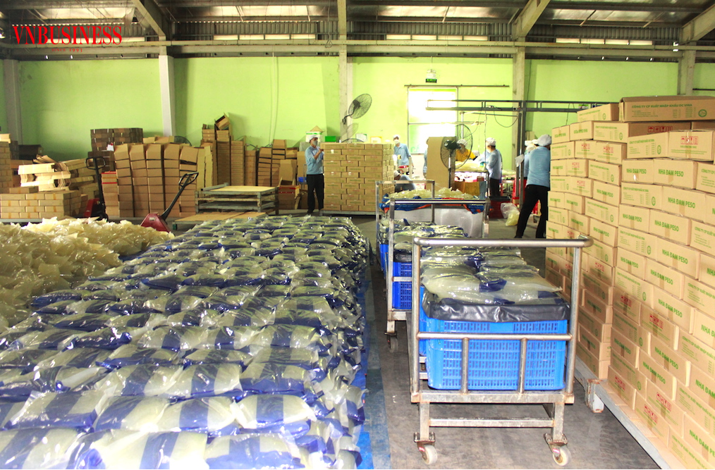 Để tăng được lợi thế kinh tế của nguồn hàng Việt Nam nhờ quy mô rất cần cần dành nhiều ưu đãi cho đầu tư phát triển logistics, hỗ trợ đầu tư về kho hàng.