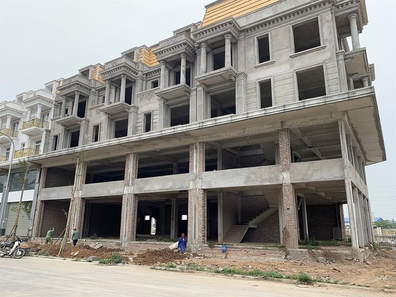 Các chuyên gia lo ngại, đề xuất đánh thuế bất động sản thứ 2 thời điểm hiện tại không chỉ khiến thị trường mất niềm tin mà còn có thể làm giá nhà tăng cao.