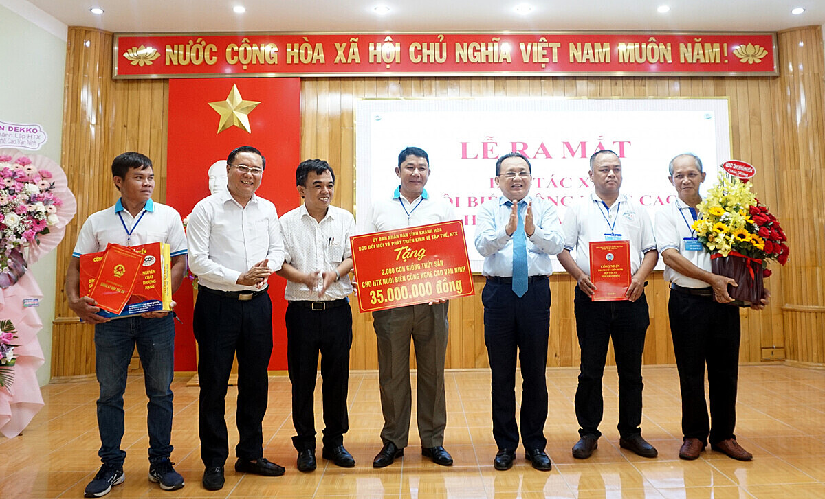 HTX nuôi biển công nghệ cao Vạn Ninh được thành lập với 5 thành viên.