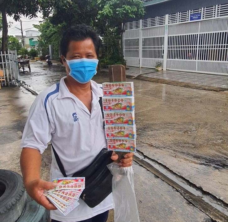 Từ ngày 1/10, các công ty xổ số phát hành 13 triệu vé/kỳ mở thưởng, góp phần đáp ứng tốt hơn nhu cầu mua vé số của người dân.