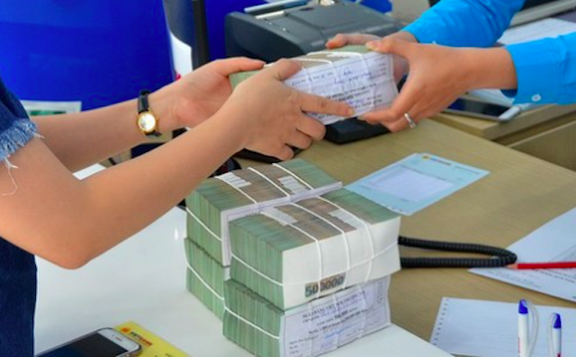 Ngân hàng Nhà nước cho biết, pháp luật hiện hành đã có quy định nghiêm cấm hành vi “ép” khách hàng mua, giao kết hợp đồng bảo hiểm.