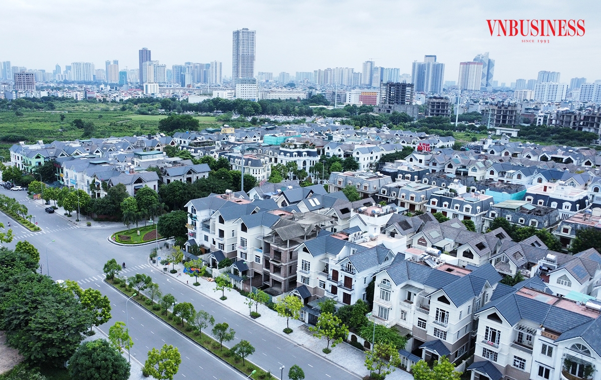 Phân khúc biệt thự liền kề vẫn được đánh giá nhiều tiềm năng, song chỉ dành cho nhà đầu tư có dòng tiền mạnh.