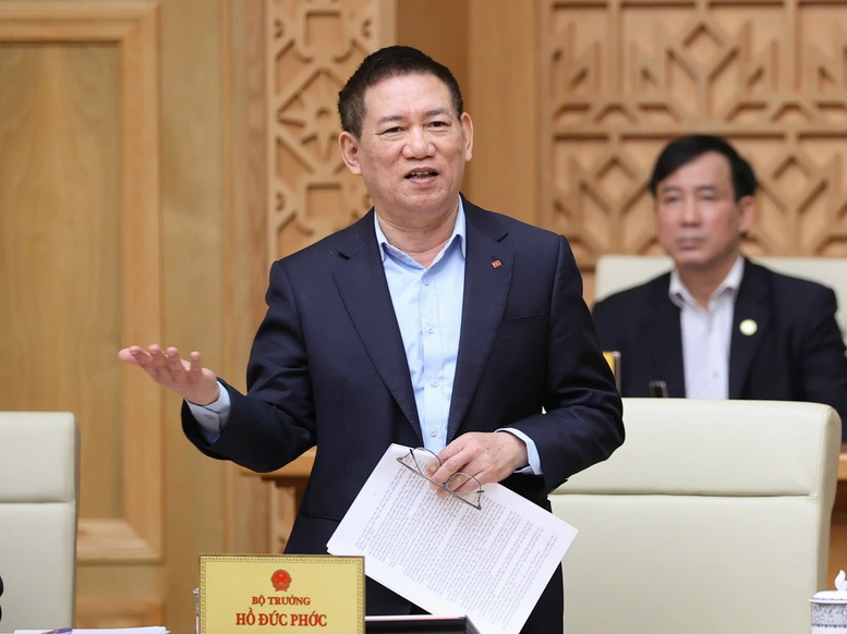 Phó Thủ tướng, Bộ trưởng Tài chính Hồ Đức Phớc vừa gửi báo cáo Quốc hội về tình hình nợ công năm 2024, dự kiến 2025.