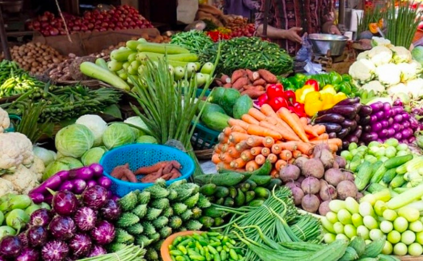 Rau xanh tăng 10-20%, củ quả tăng từ 30-35% so với đầu năm.