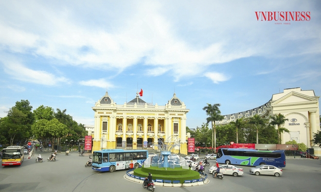 Các vấn đề quan trọng được thảo luận nhằm khơi thông nguồn lực, thúc đẩy phát triển kinh tế xã hội Thủ đô.