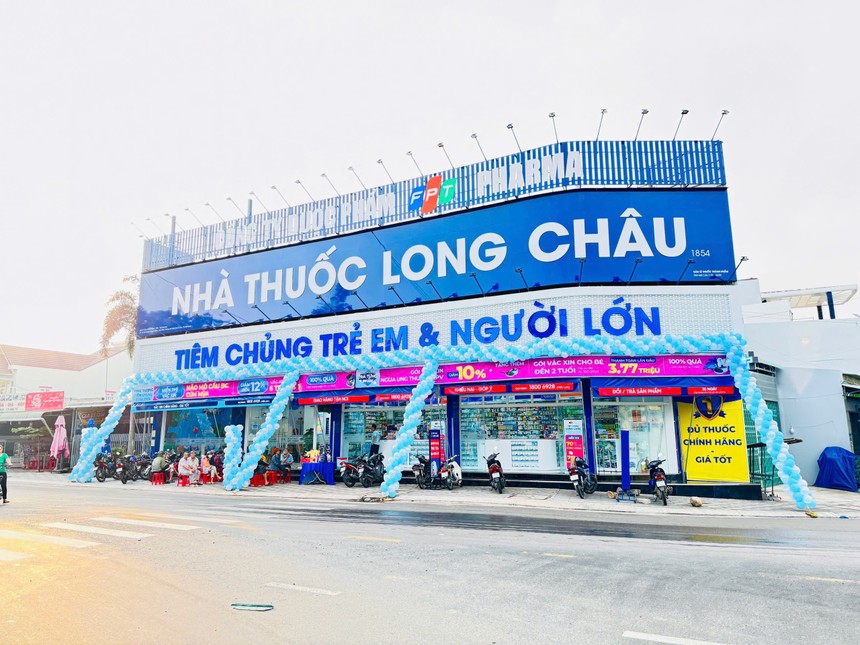 Kết thúc 9 tháng đầu năm 2024, FPT Retail đạt 28.657 tỷ đồng doanh thu và 358 tỷ đồng lợi nhuận trước thuế.