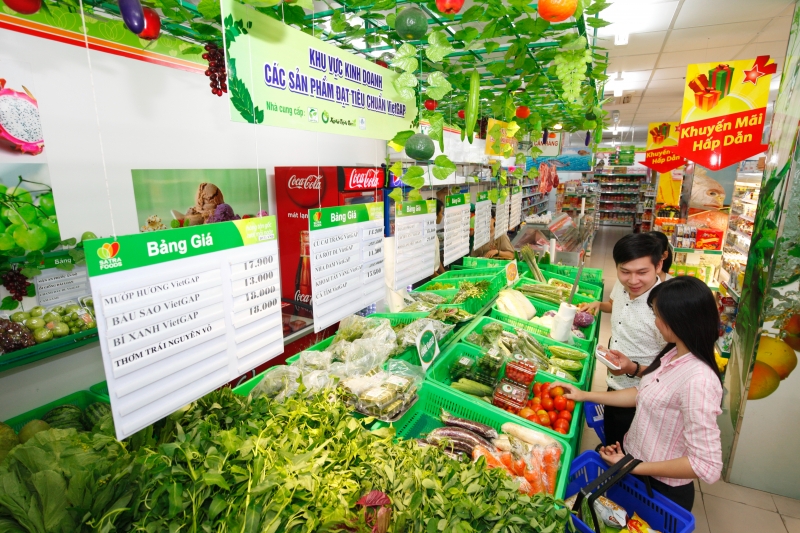 Thị trường bản lẻ có tiềm năng lớn nhưng cũng cạnh tranh khốc liệt.