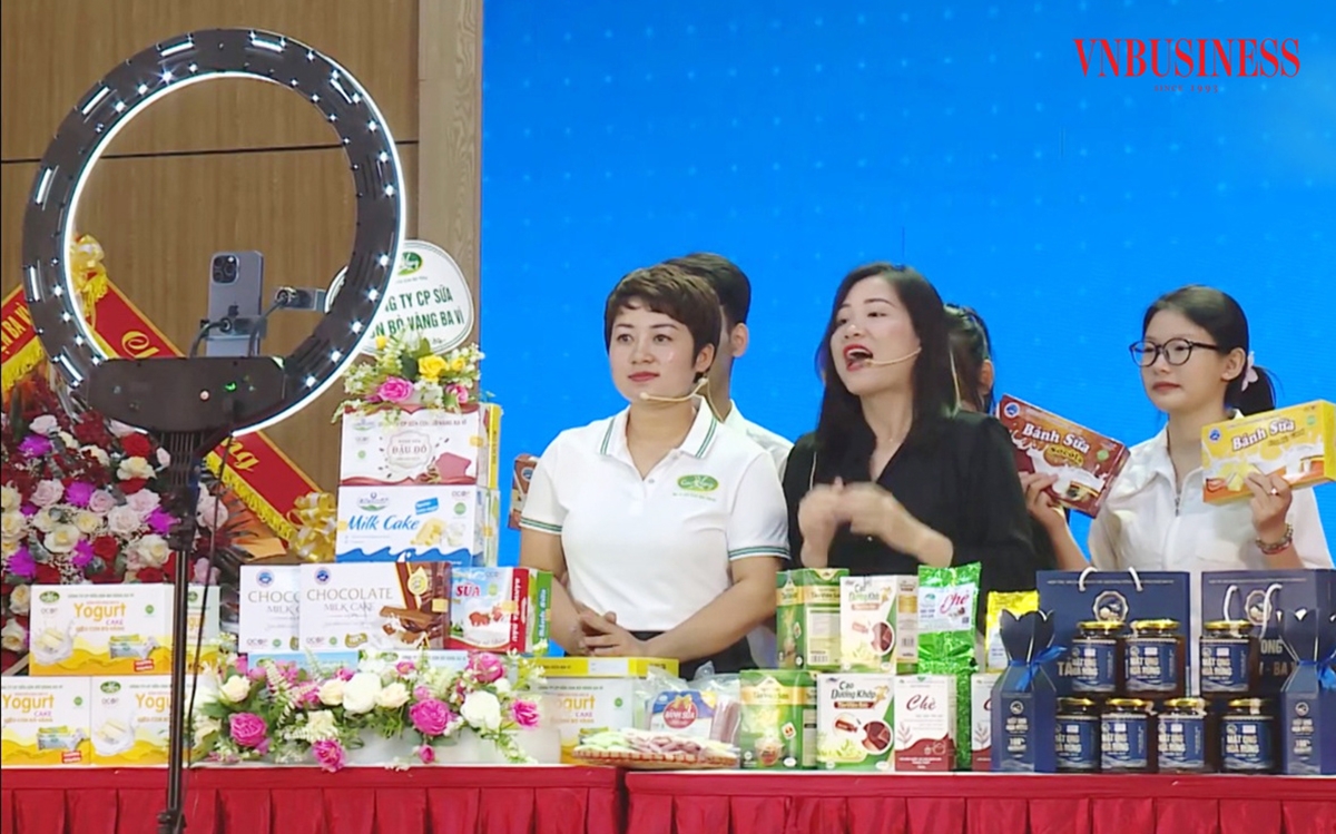 Thương mại điện tử lan tỏa ngày càng sâu rộng, mang lại hiệu quả tích cực cho doanh nghiệp tại Hà Nội.