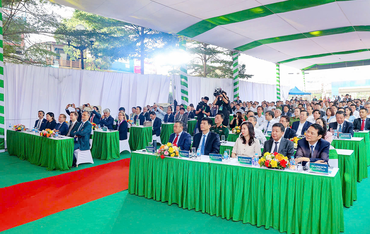 Việc chính thức đưa metro Nhổn - Ga Hà Nội vào khai thác thương mại sẽ là một hành động cụ thể, tiên phong trong chuyển đổi xanh, nhằm tạo nền móng cho ngành giao thông của Hà Nội hướng đến mục tiêu phát thải ròng bằng 0 vào năm 2050.