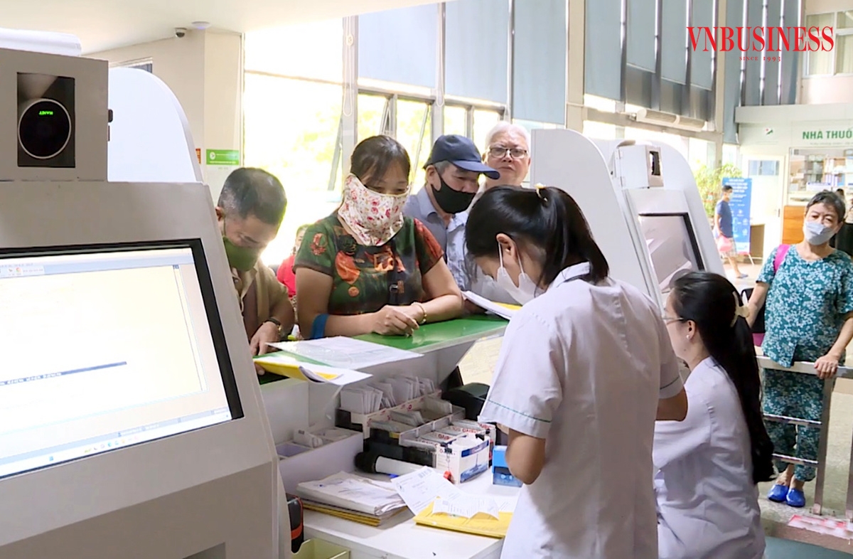 Chuyển đổi số đang thẩm thấu vào thực tế, mang lại lợi ích cho người dân Hà Nội trong nhiều lĩnh vực kinh tế, đời sống.