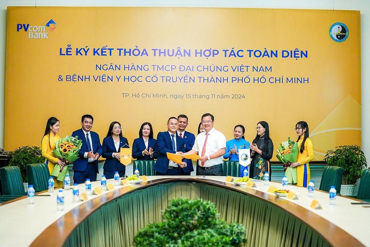 Hai bên hướng tới xây dựng hệ thống y tế thông minh và không tiền mặt, đáp ứng nhu cầu ngày càng cao của người dân.