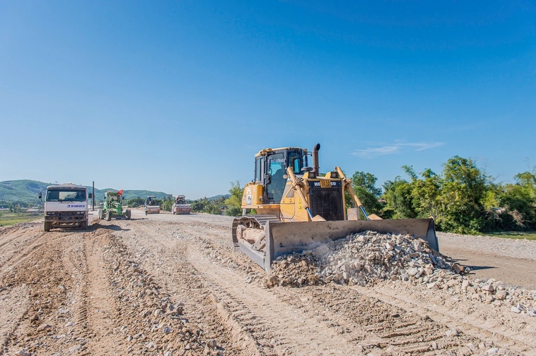 Các địa phương tập trung nhiều giải pháp thúc đẩy giải ngân đầu tư công.