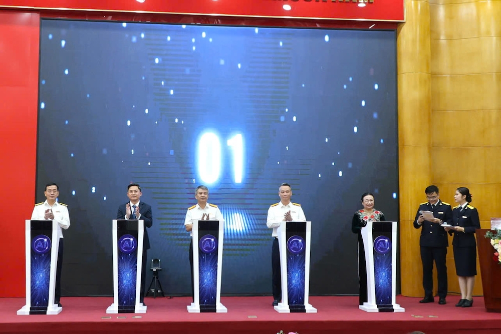 Cục Thuế TP Hà Nội tổ chức lễ ra mắt sản phẩm Trợ lý ảo hỗ trợ người nộp thuế.