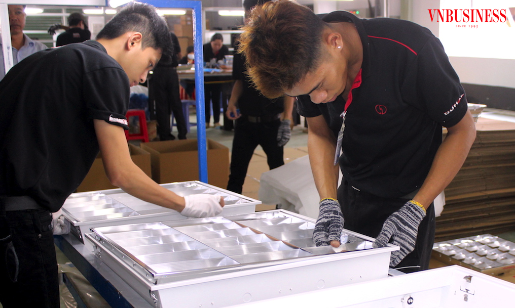 Sự thay đổi tư duy tích cực từ những nhà hoạch định chính sách khi lắng nghe, thấu hiểu những khó khăn, thực tế sản xuất của DN là rất cần thiết.