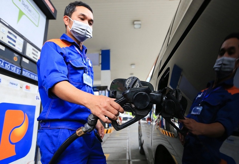 Giá xăng, dầu đồng loạt được điều chỉnh tăng trong phiên 28/11.