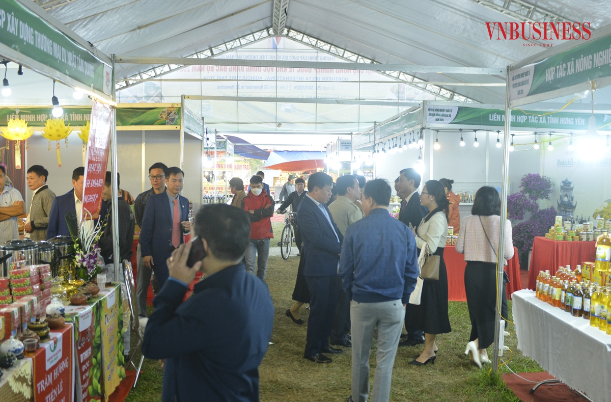 Hội chợ được tổ chức cùng chương trình Liên hoan Thanh niên nông thôn toàn quốc, lễ trao Giải thưởng Lương Định Của lần thứ XIX và trao giải cuộc thi dự án khởi nghiệp thanh niên nông thôn năm 2024, tạo thành một chuỗi sự kiện lớn tại Thái Bình.