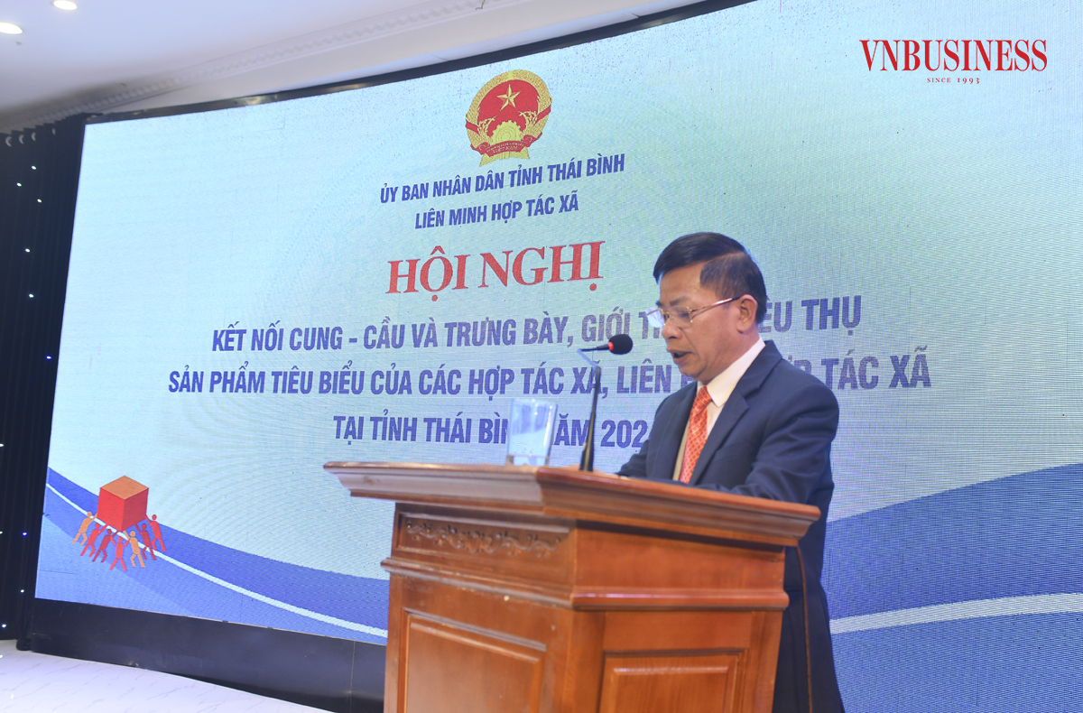 Chủ tịch Liên minh HTX tỉnh Thái Bình Trần Văn Toản phát biểu tại Hội nghị.