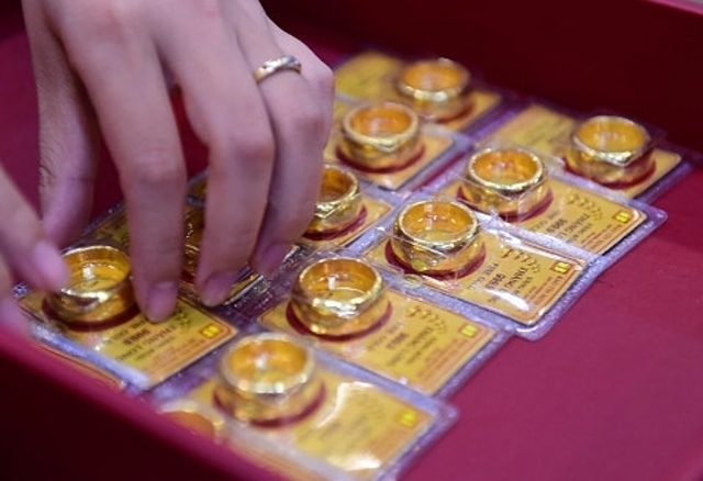 Giá vàng nhẫn duy trì trên 84 triệu đồng/lượng.