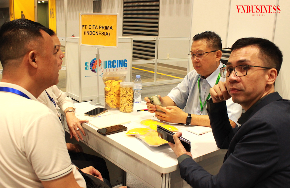 Trước xu thế khai mở các thị trường Halal đầy tiềm năng trong ASEAN, các DN thực phẩm Việt đang tăng cường tiếp xúc với những nhà thu mua lớn của Indonesia.