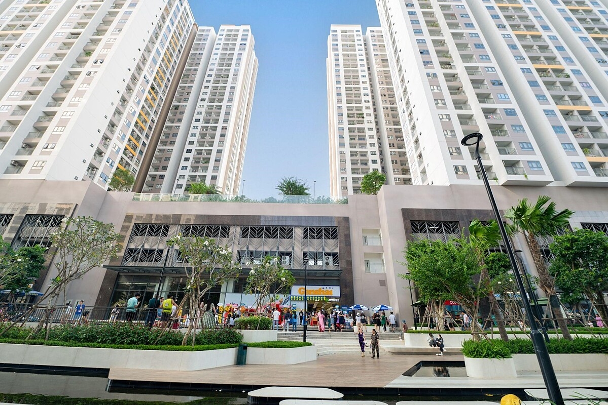 BĐS thương mại tại Tp. HCM sôi động với sự dẫn dắt của BĐS bán lẻ và BĐS văn phòng.