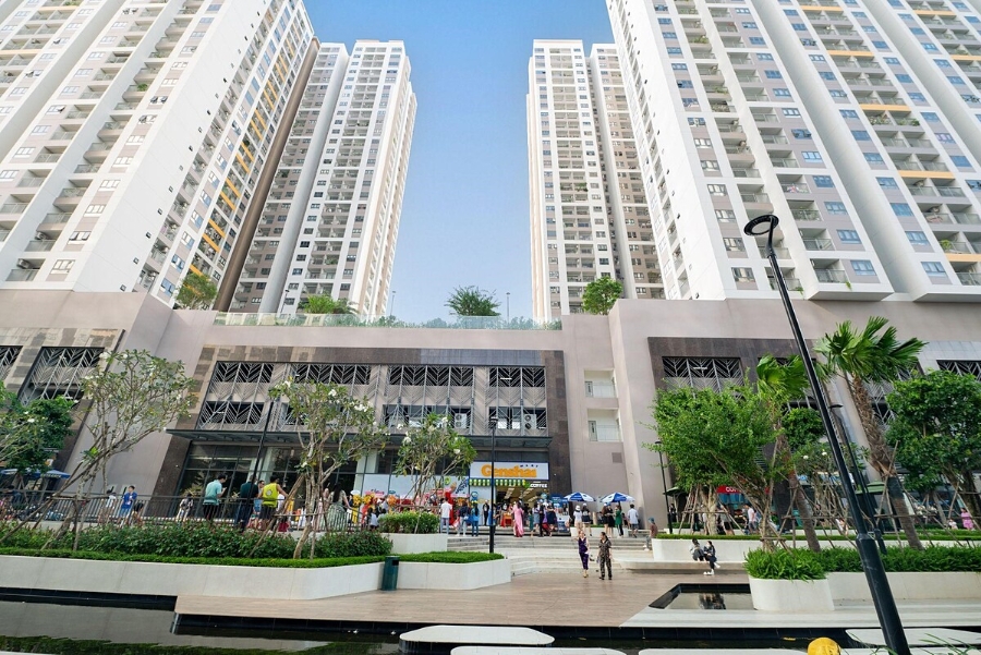 BĐS thương mại tại Tp. HCM sôi động với sự dẫn dắt của BĐS bán lẻ và BĐS văn phòng.