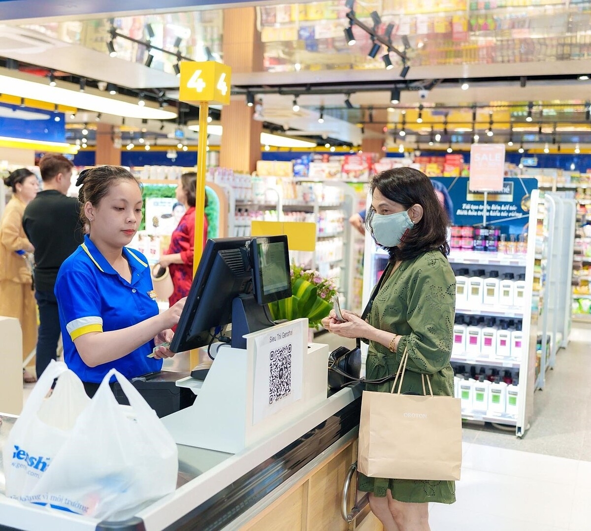 Mô hình BĐS thương mại tích hợp đa chức năng mang lại trải nghiệm sống động và đa dạng cho khách hàng.