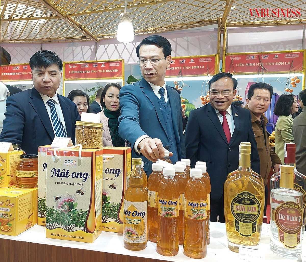 Đơn vị đã hoàn thành xuất sắc nhiệm vụ xúc tiến thương mại, quảng bá sản phẩm cho các HTX.