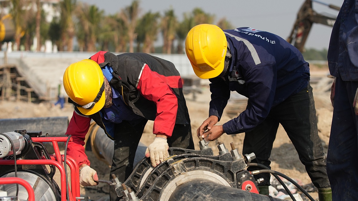 Với tiến độ hiện tại, Sun World Hà Nam đang từng bước chinh phục những cột mốc tiến độ quan trọng, tiến gần hơn đến ngày mở cửa đón khách.