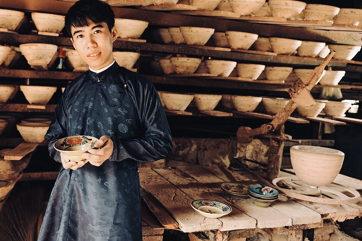 Xuân Huỳnh mong muốn khôi phục các sản phẩm cùng các hoa văn, họa tiết gốm Lái Thiêu xưa.