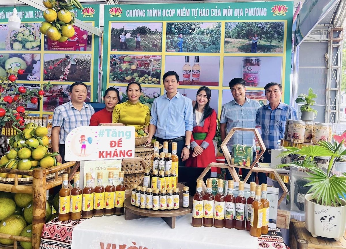 Các sản phẩm của HTX Bản Thổ được quảng bá tại chương trình OCOP.
