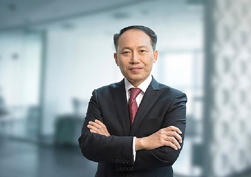 Ông Hàn Ngọc Vũ - Tổng giám đốc VIB, là người đảm nhiệm nhiều vị trí công tác trọng yếu trong hệ thống các ngân hàng thương mại trong nước và quốc tế.