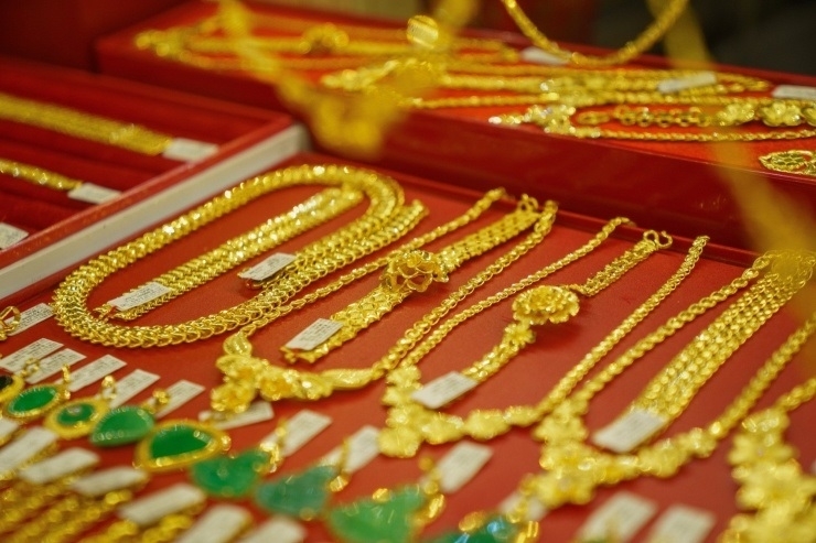 Giá vàng hầu hết các thương hiệu được điều chỉnh tăng 200.000 đồng/lượng.
