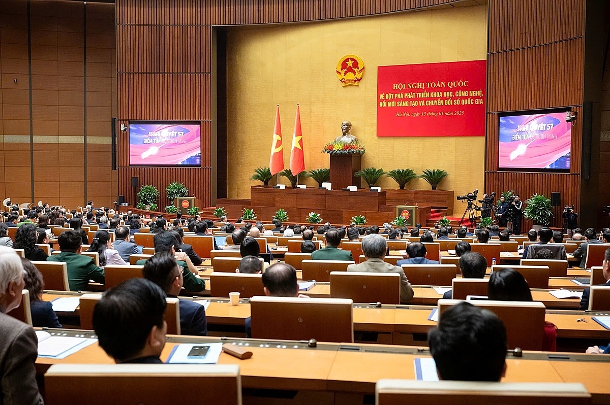 Toàn cảnh Hội nghị.