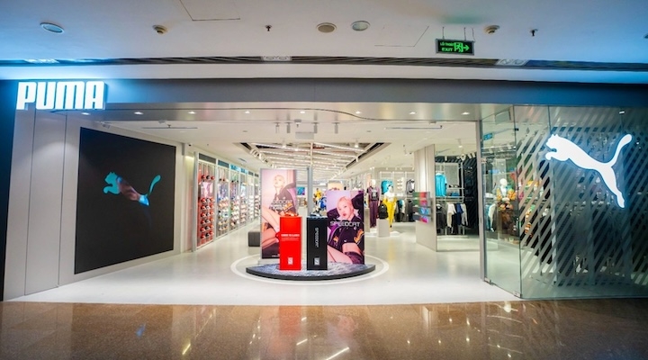Tháng 11/2024, Puma khai trương cửa hàng flagship đầu tiên tại Việt Nam tại trung tâm thương mại Vincom Đồng Khởi &lpar;TP.HCM&rpar;.