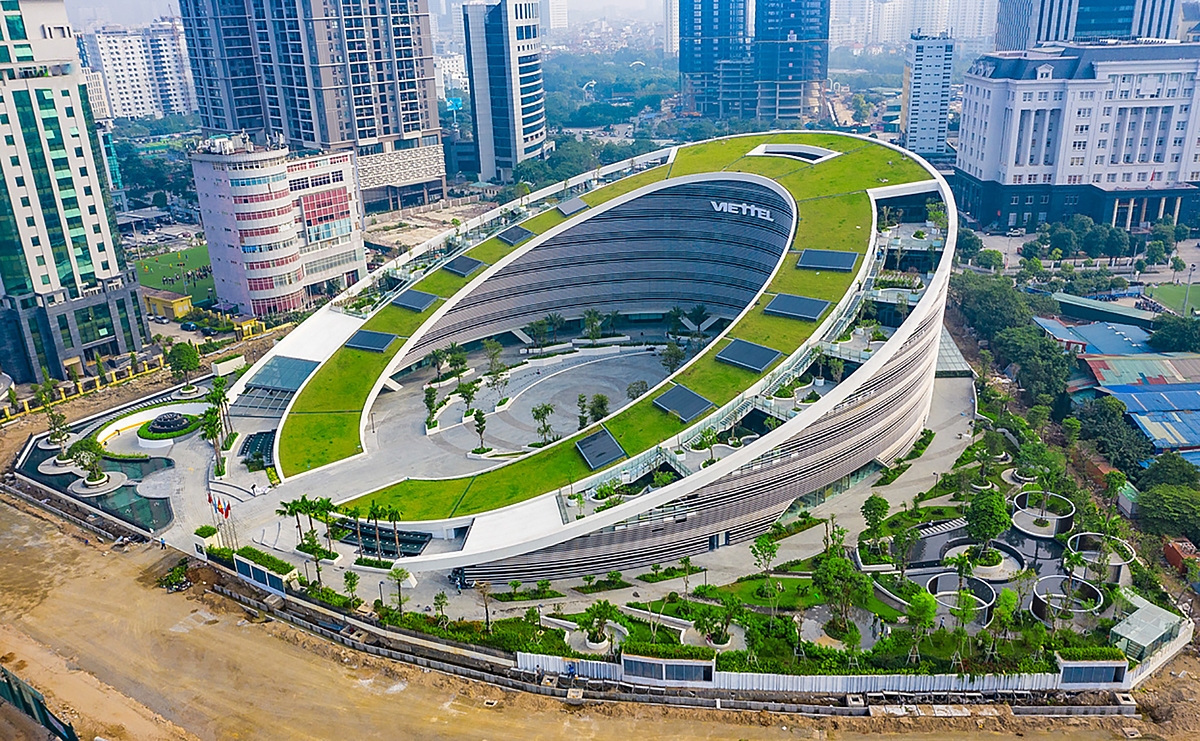 Biến động nhân sự cấp cao tại loạt doanh nghiệp họ Viettel.