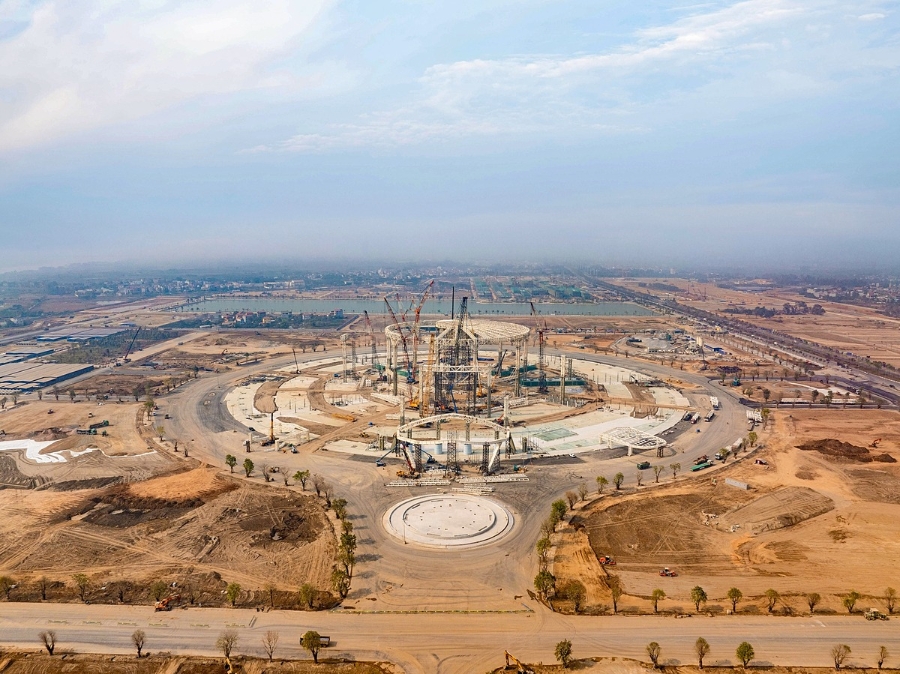 The Grand Expo - điểm nhấn của Vinhomes Global Gate đang dần thành hình.