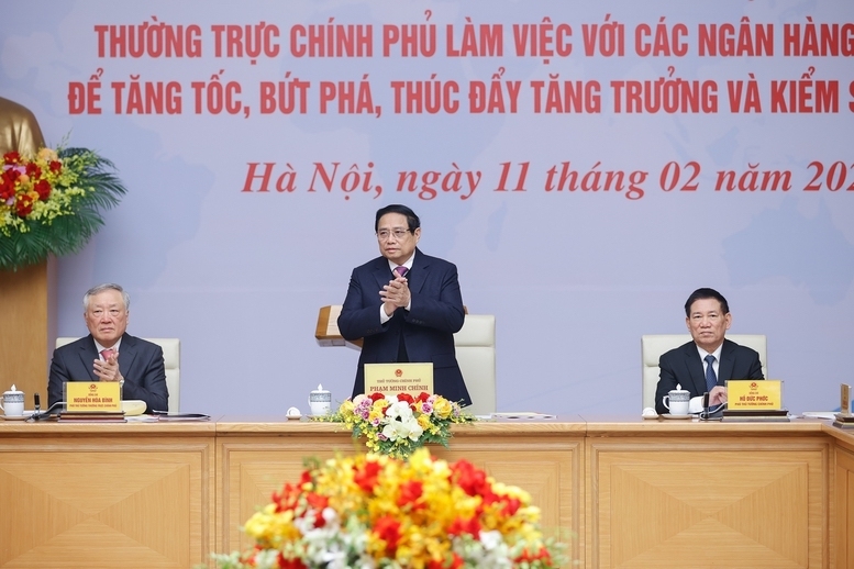 Thủ tướng đề nghị các đại biểu đề xuất, hiến kế các giải pháp với sự tham gia của hệ thống ngân hàng để làm mới các động lực tăng trưởng truyền thống và thúc đẩy các động lực tăng trưởng mới - Ảnh: VGP