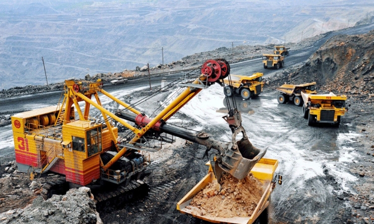 Cổ phiếu khoáng sản nóng dần