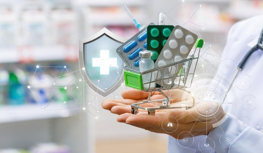 Việc kinh doanh thuốc online ở Việt Nam được dự đoán sẽ tăng trưởng mạnh mẽ và cạnh tranh khốc liệt trong thời gian tới khi hành lang pháp lý được mở ra.