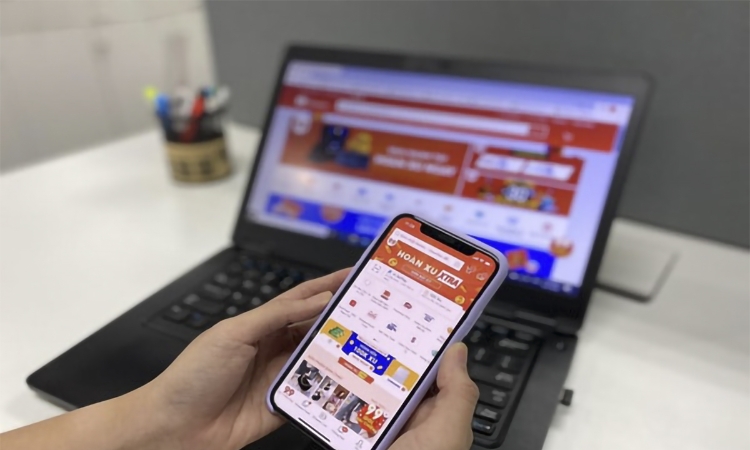 Áp thuế hàng nhập khẩu giá trị nhỏ, cơ hội cho hàng nội đi lên?