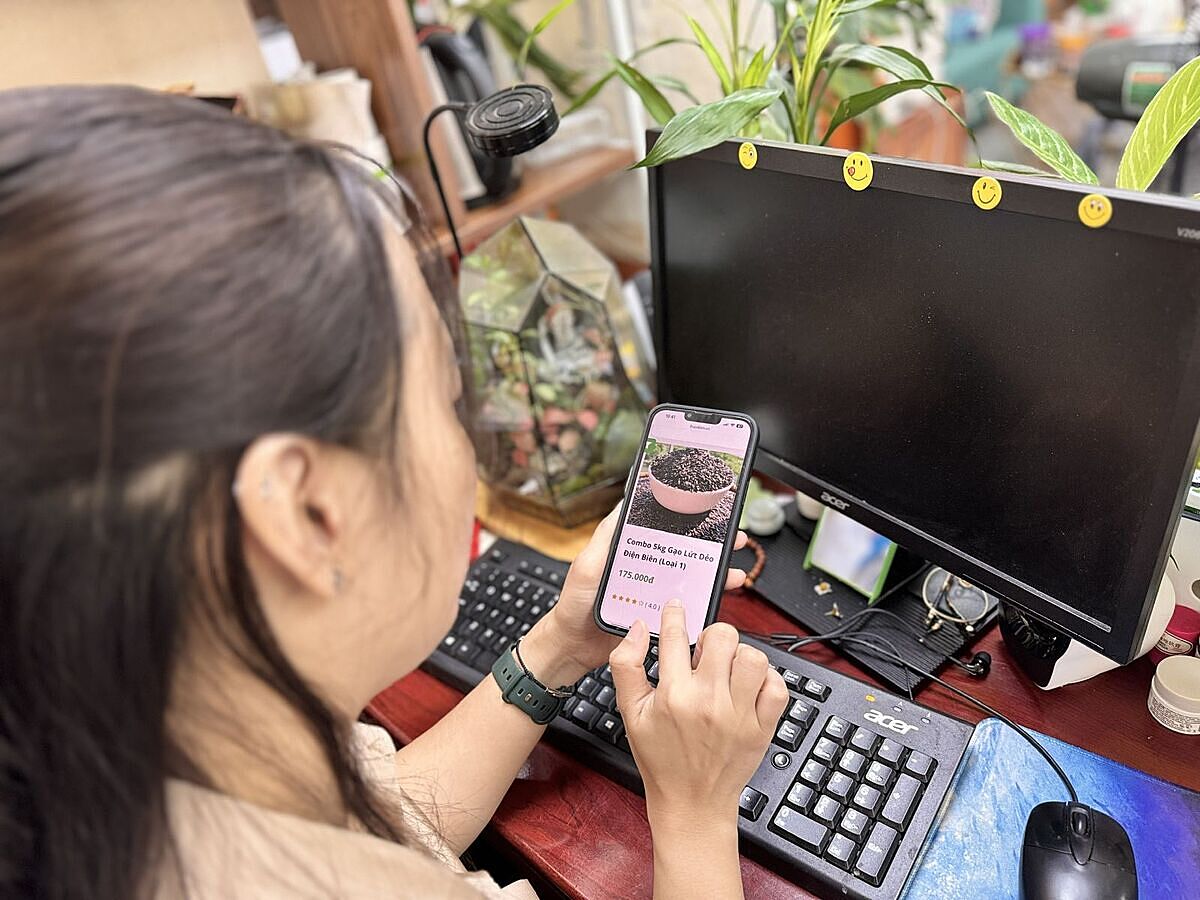 Nhiều HTX đã ứng dụng công nghệ số thành thạo nhờ tham gia các lớp tập huấn, đào tạo từ Liên minh HTX tỉnh Điện Biên.