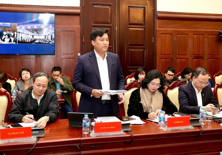 Ông Phạm Toàn Vượng, Tổng Giám đốc Agribank, phát biểu tại cuộc họp. Ảnh: VGP